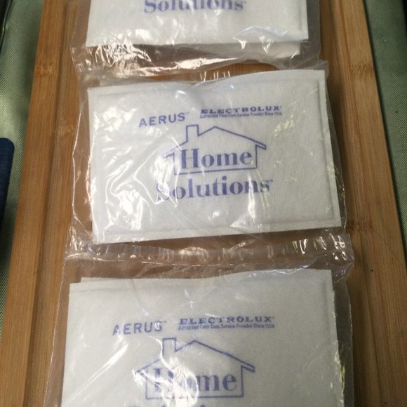 Electrolux Canister Style C 10 Vacuum Cleaner Bags + 6 After Filters - Picture 2 of 3